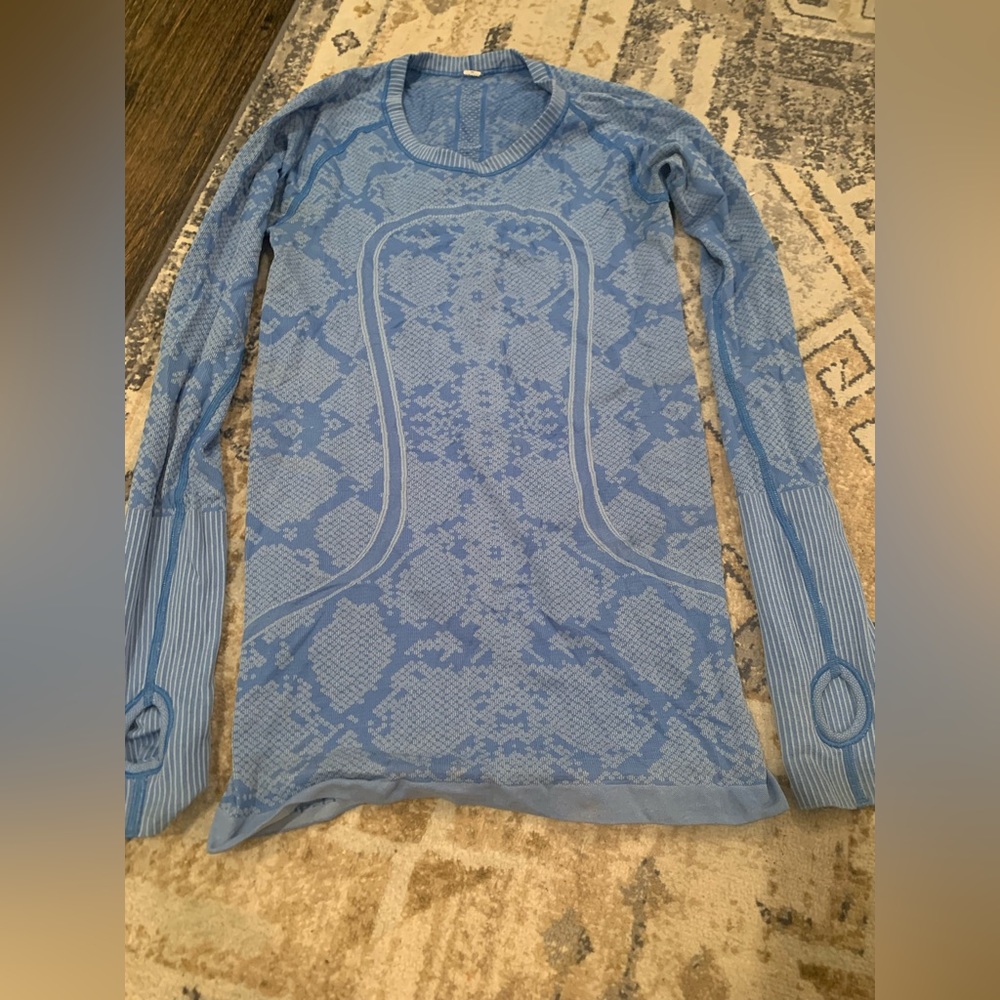 Lululemon run swiftly size 4